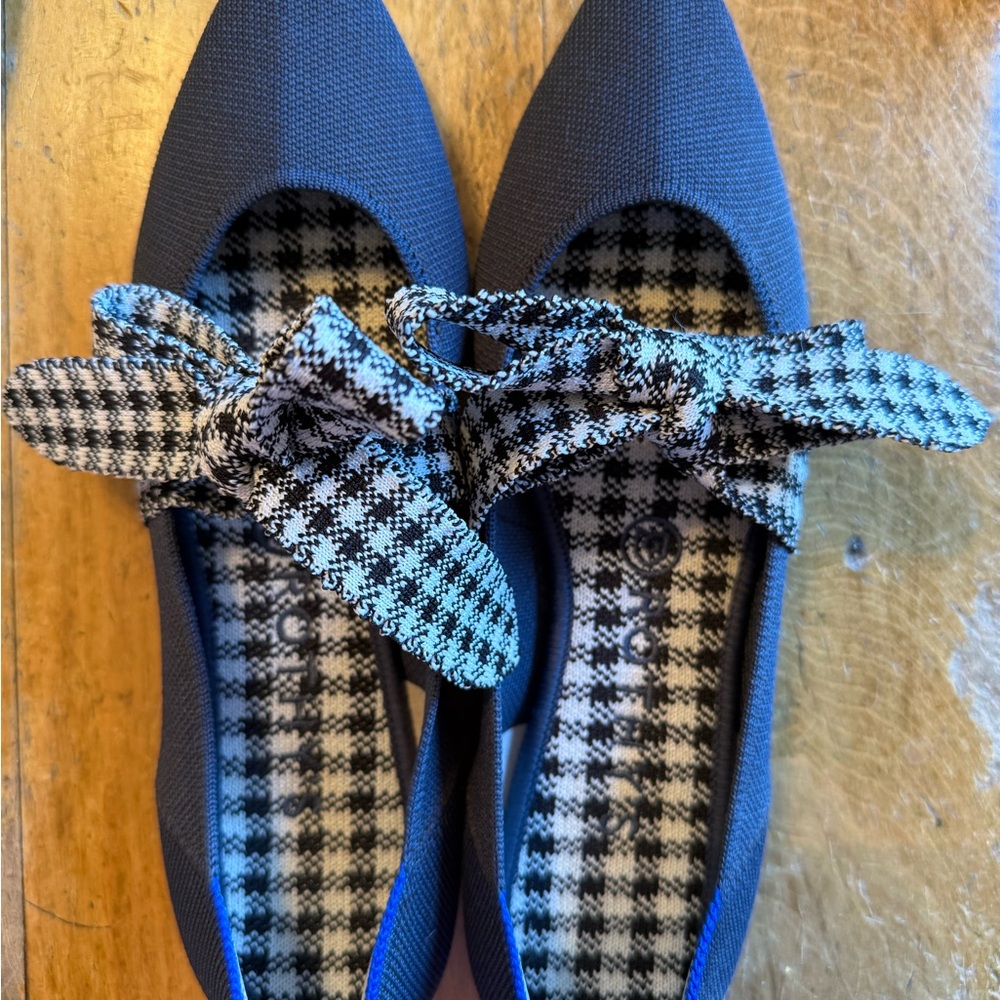 Rothy’s Navy Points with Houndstooth Bows